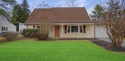 2908 Stonybrook Dr, Bowie