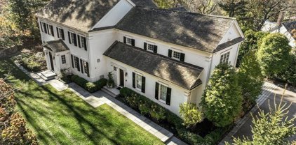 39 Temple Road, Wellesley