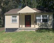 707 Woodlawn Dr, Clarksville image
