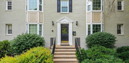 822 S Arlington Mill Dr Unit #2-104, Arlington
