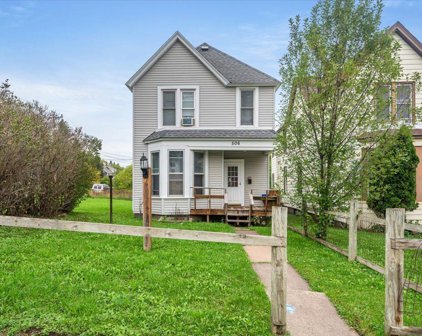 506 N 2nd Avenue E, Duluth