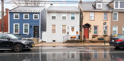 324 W Walnut St, Lancaster