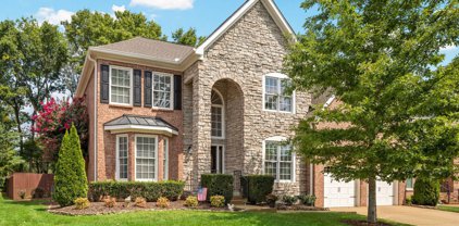 228 Stonehaven Cir, Franklin