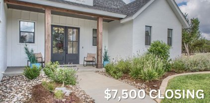 340 Warbler Dr, Spring Branch