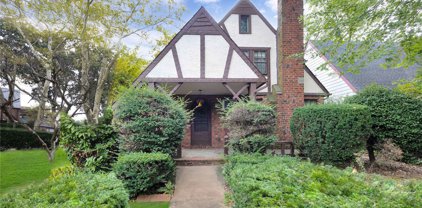 187 Lakeview Avenue, Lynbrook