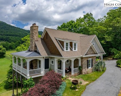 177 Silver Fox Lane, Banner Elk