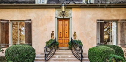 6320 Riverside Drive, Sandy Springs