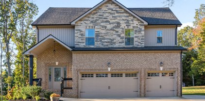 300 Hemp Ct, Clarksville