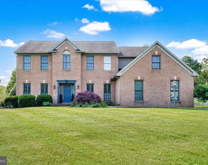 3055 Brookfield Dr, York
