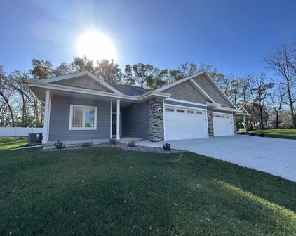 915 Journey Hills Road, Milton