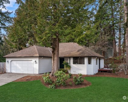 1915 226th Place NE, Sammamish