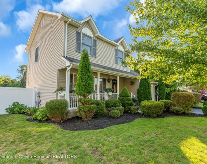 3 Red Maple Court, Toms River