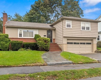 30 Auburndale Road, Marblehead