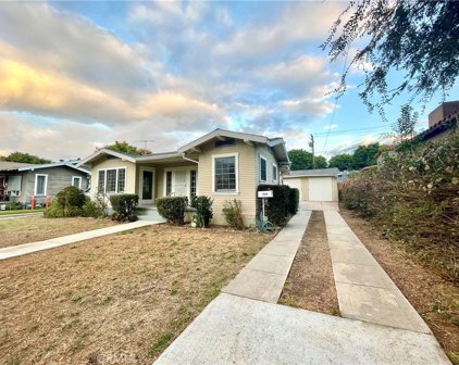 7906 Friends Avenue, Whittier