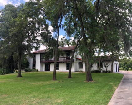 1702 Bayou Drive, Lake Jackson