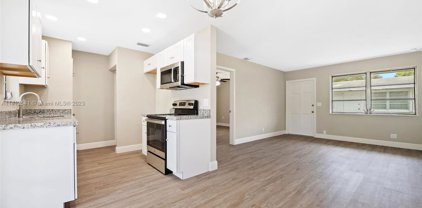 2730 Taylor St Unit #4, Hollywood