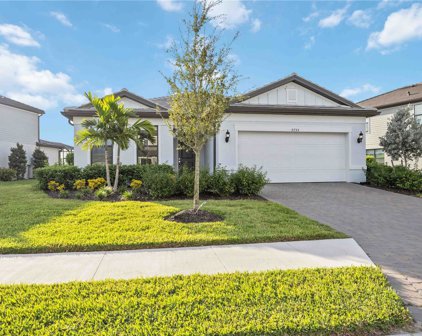 5755 Bluestar Court, Lakewood Ranch