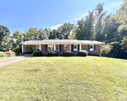 1203 Floral  Drive, Lenoir