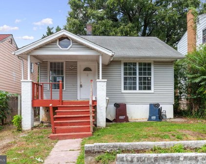 6304 45th Pl, Riverdale