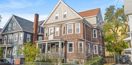 35 Pleasant Street, Everett