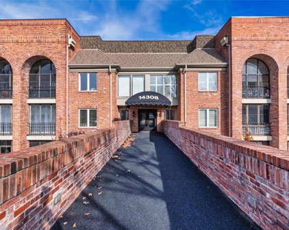 14308 E Conway Meadows  Court Unit #102, Chesterfield
