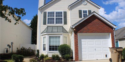 1061 Daventry Crossing, Woodstock