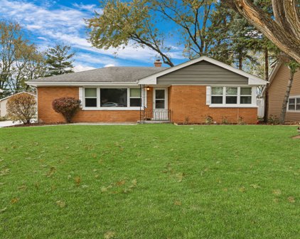 1186 Highland Road, Mundelein