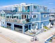 702 Whiting Court, Pacific Beach/Mission Beach image