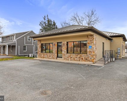 1055 Mount Aetna Rd, Hagerstown