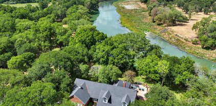 1196 Loch Ln, Seguin