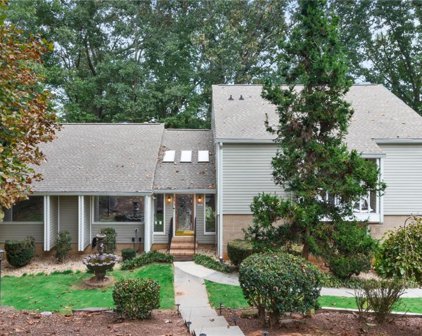 4513 Rivercliff Sw Drive, Lilburn