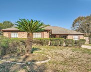 5126 Whittier Oaks Drive, Friendswood image