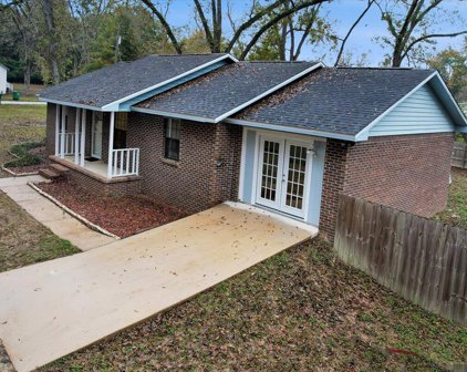 8123 5th Street, Laurel Hill