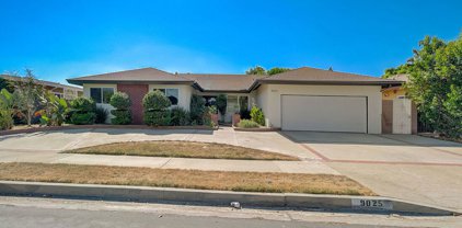 9025 Petit Avenue, Northridge