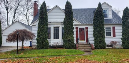 300 Beattie Avenue, Lockport-City