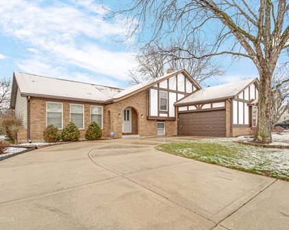2682 Yorkshire Lane, Lisle