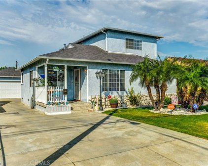 9047 Rendalia Street, Bellflower