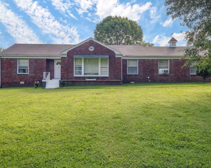 2948 McGavock Pike, Nashville