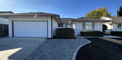 1230 Lakehurst Rd, Livermore