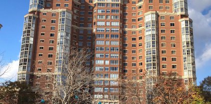 2151 Jamieson Ave Unit #706, Alexandria