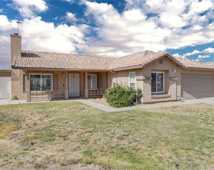 14368 Ponderosa Ranch Road, Victorville