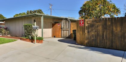 10439 Rose Hedge Drive, Whittier