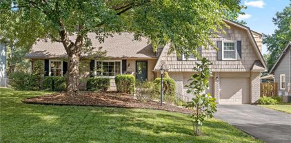 5632 W 92nd Place, Overland Park