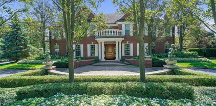 125 HILLTOP, Bloomfield Hills