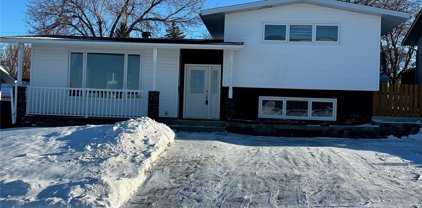 831 Central S Avenue, Swift Current
