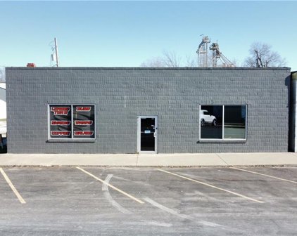 301 S Main Street, Archie