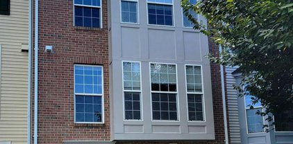 9257 Kristy Dr, Manassas Park
