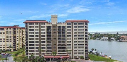 736 Island Way Unit 102, Clearwater