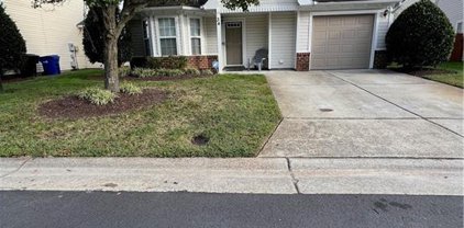 34 Creekside Drive Unit 23, Northwest Portsmouth