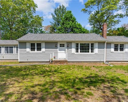 100 Rose Hill  Road, North Kingstown
